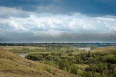 Wanuskewin-Park-Sky-and-River-LR-1